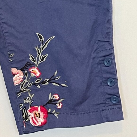 Embroidered Floral Lightweight Cargo Capri Cropped Pants Blue Size 18 - Picture 5 of 8